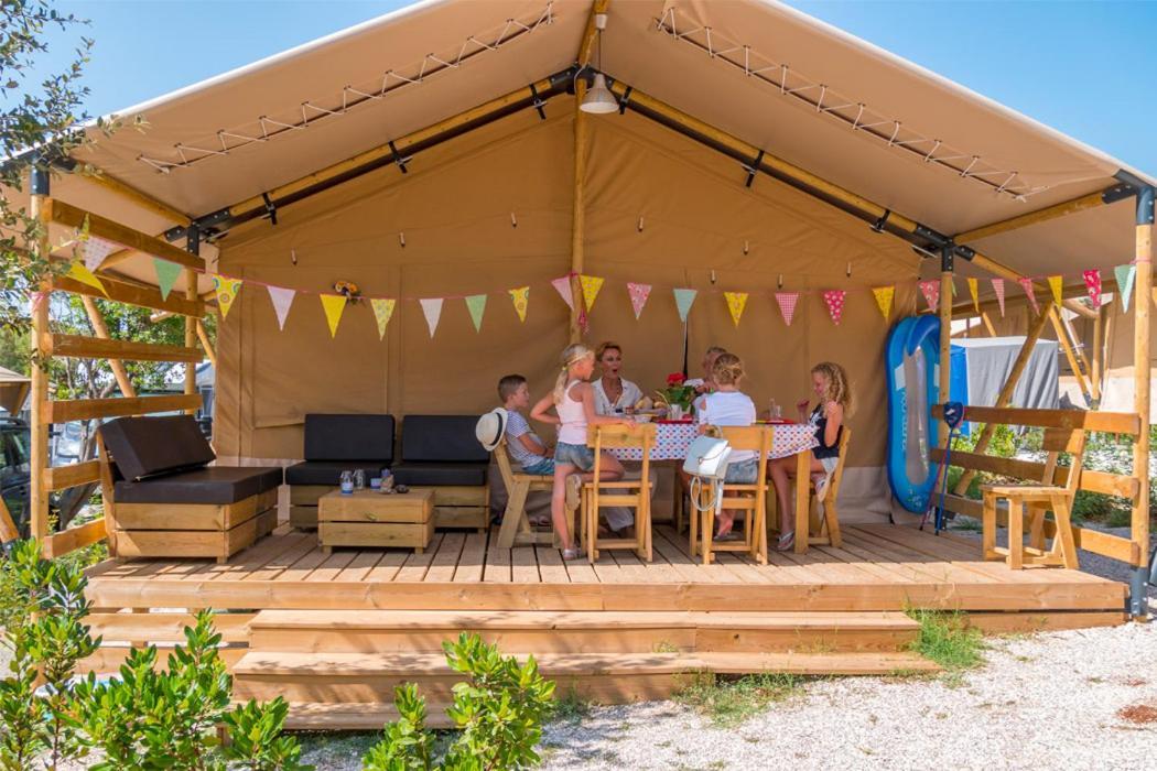 Vacanceselect Premium Lodge Polari Rovinj Eksteriør bilde